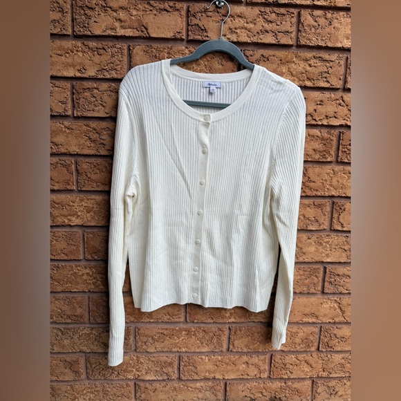 Reitmans Ribbed Button Down Cardigan - Picture 1 of 3